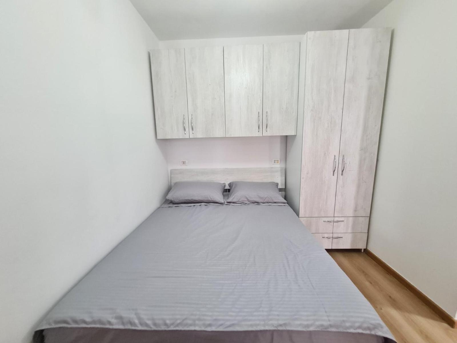 Apartament Property Albania 7 Tirana Buitenkant foto